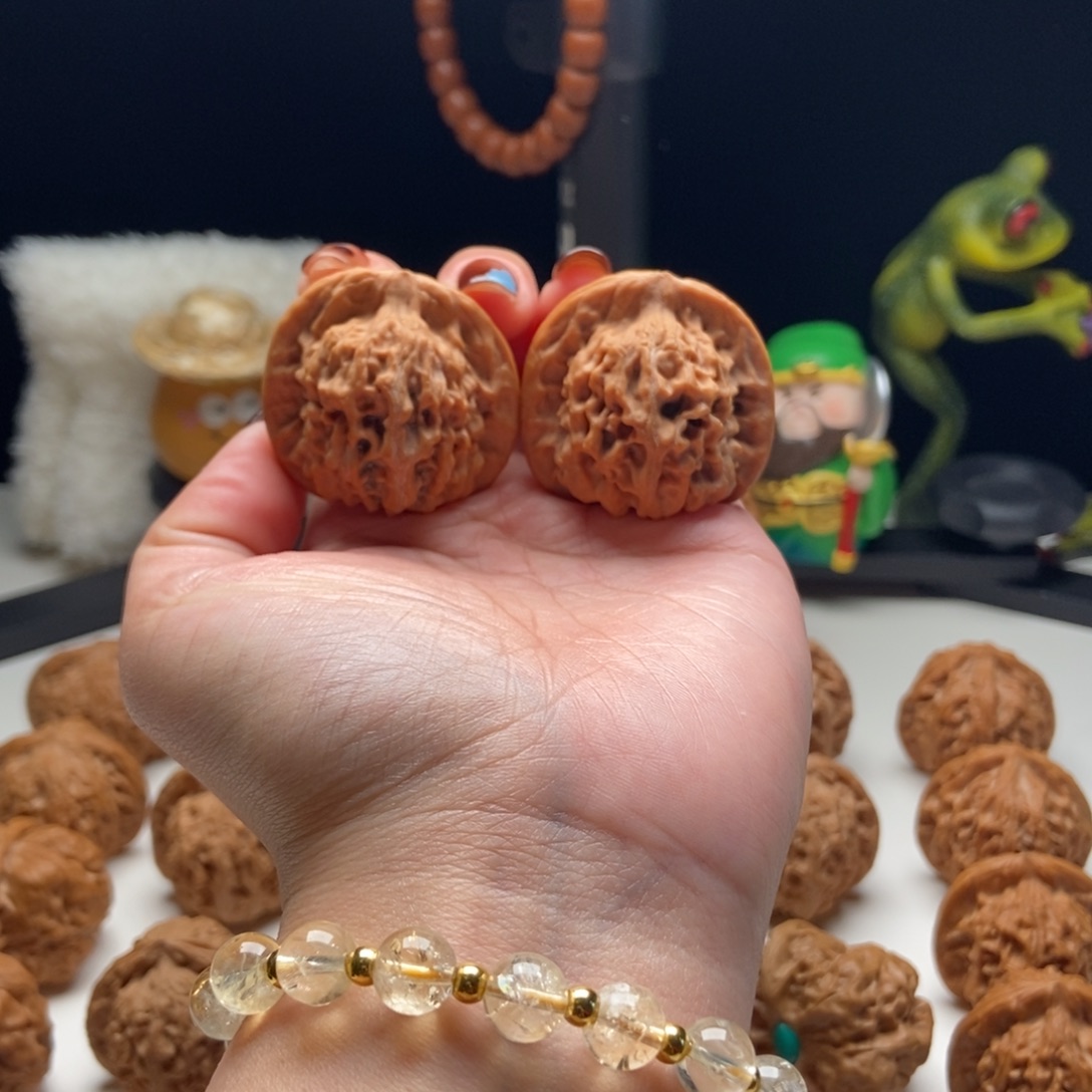 吊坠文玩核桃337尺天地 到付