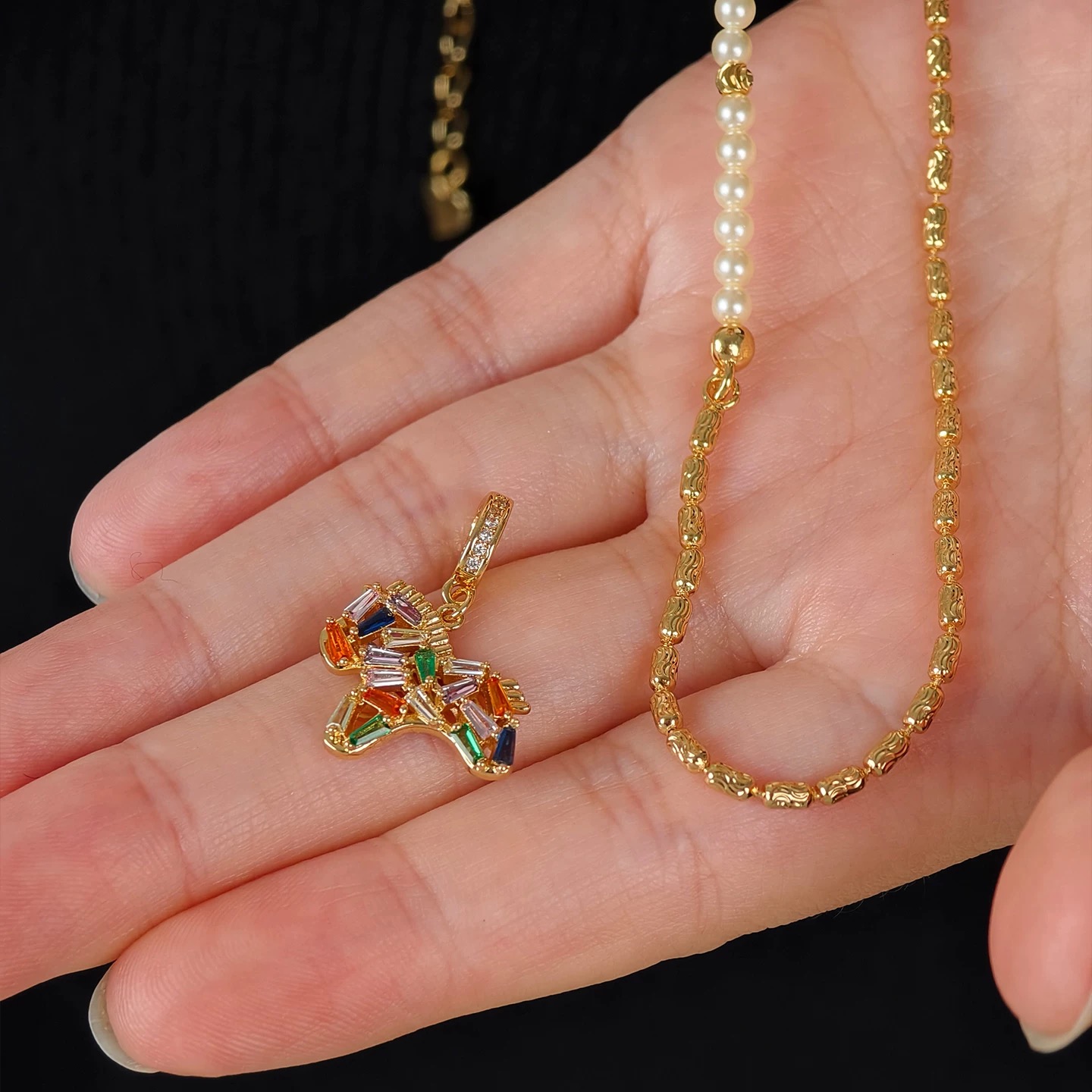 铜合金项链 时尚百搭镭射珠AB链多巴胺镂空拼接小财马项链AAA