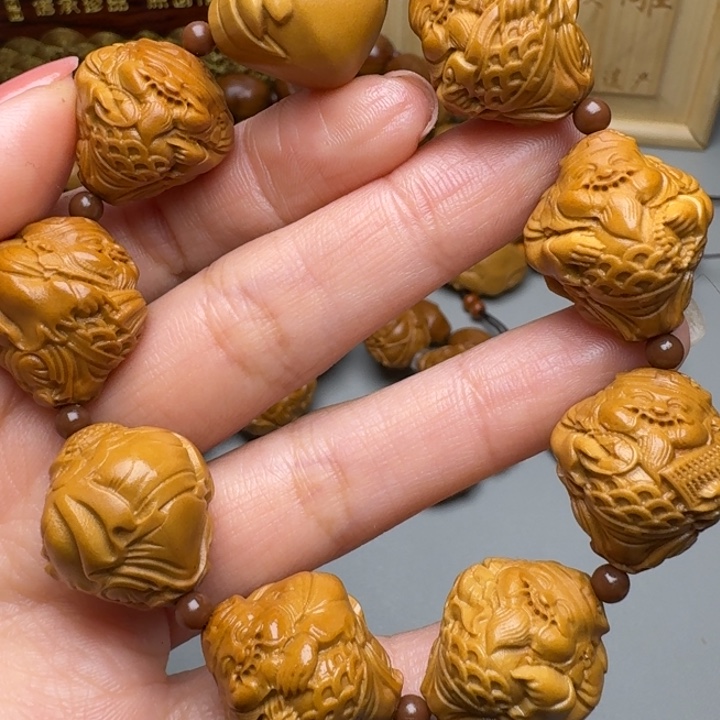 橄榄核手串/手链八大财神