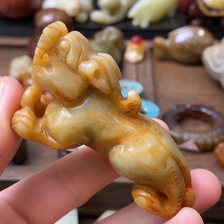 和田玉（糖玉）未镶嵌颈饰