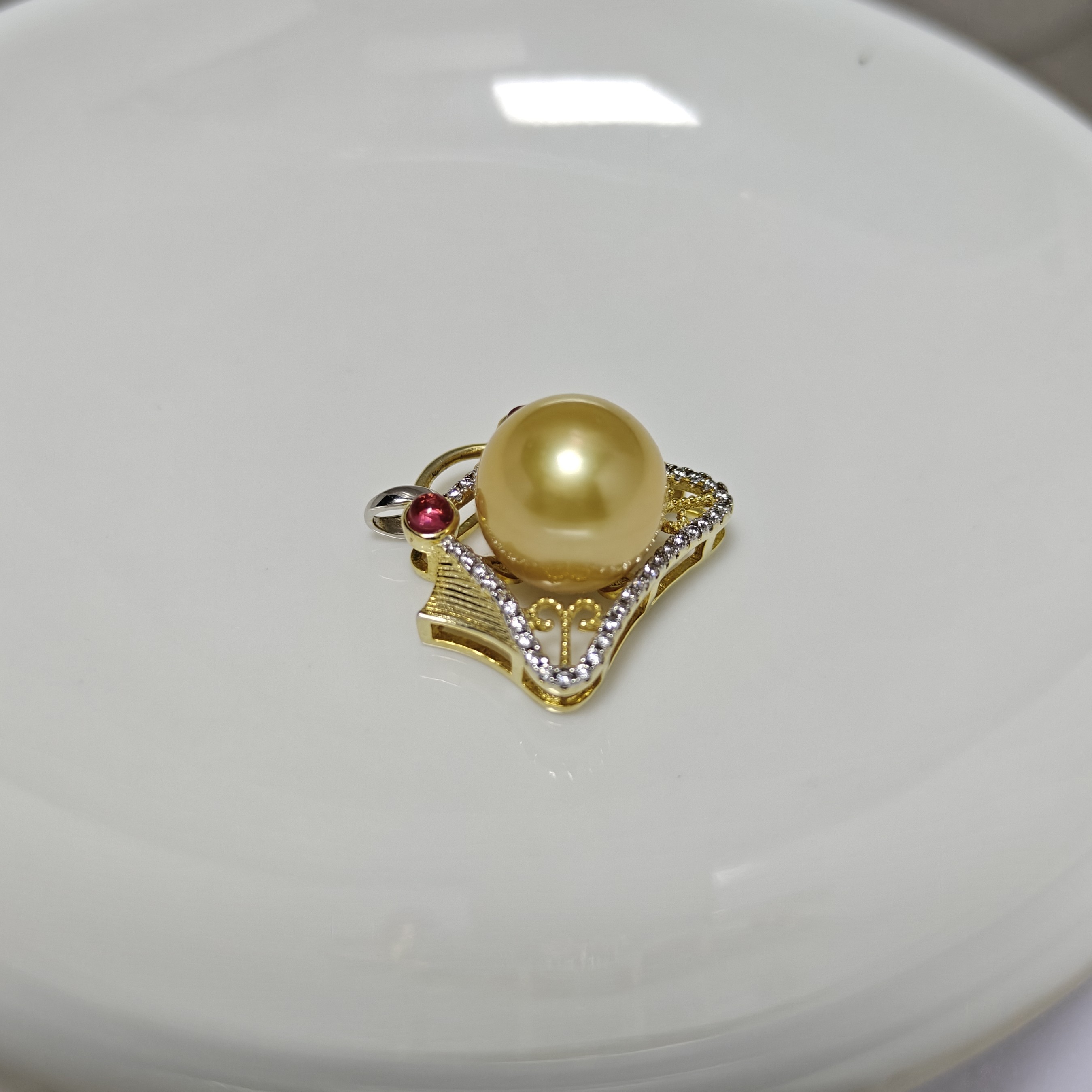 12-13mm海水南洋金珠不含链吊坠银s925镶嵌重工金色经典贵气