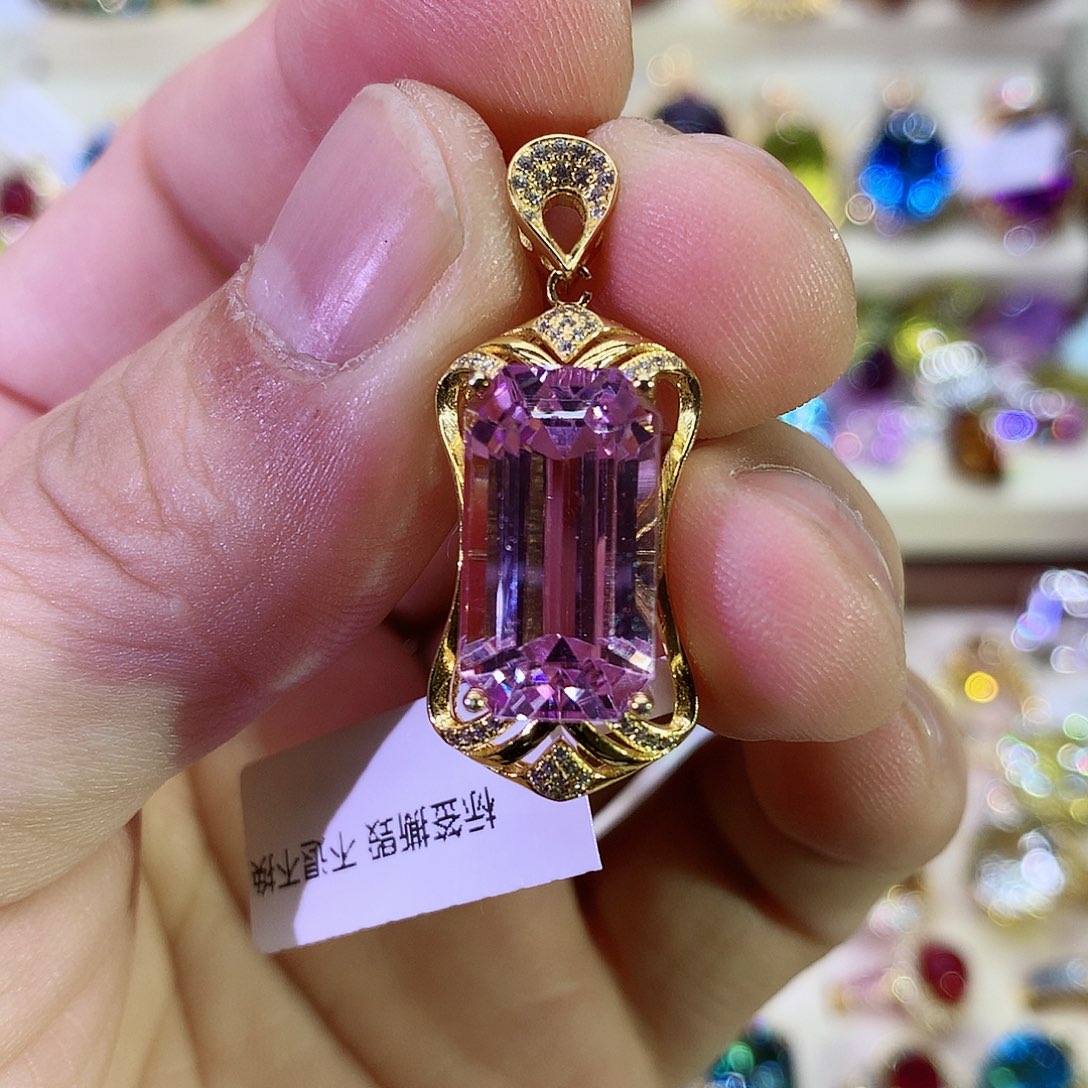 锂辉石吊坠银S925镶嵌杨*杰