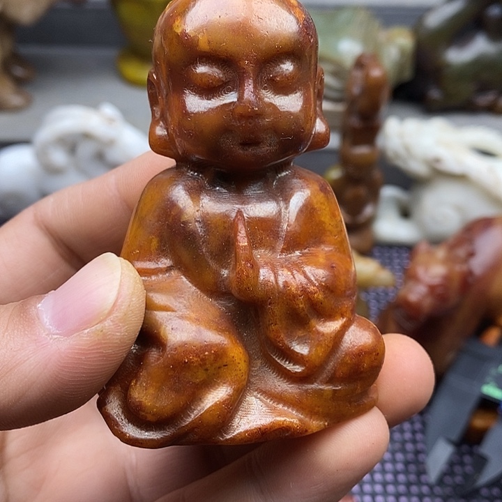 未镶嵌蛇纹石玉颈饰