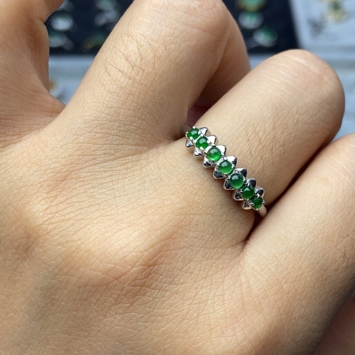 翡翠戒指银S925镶嵌戒指