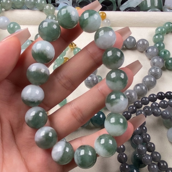 未镶嵌手串翡翠未镶嵌手串翡翠