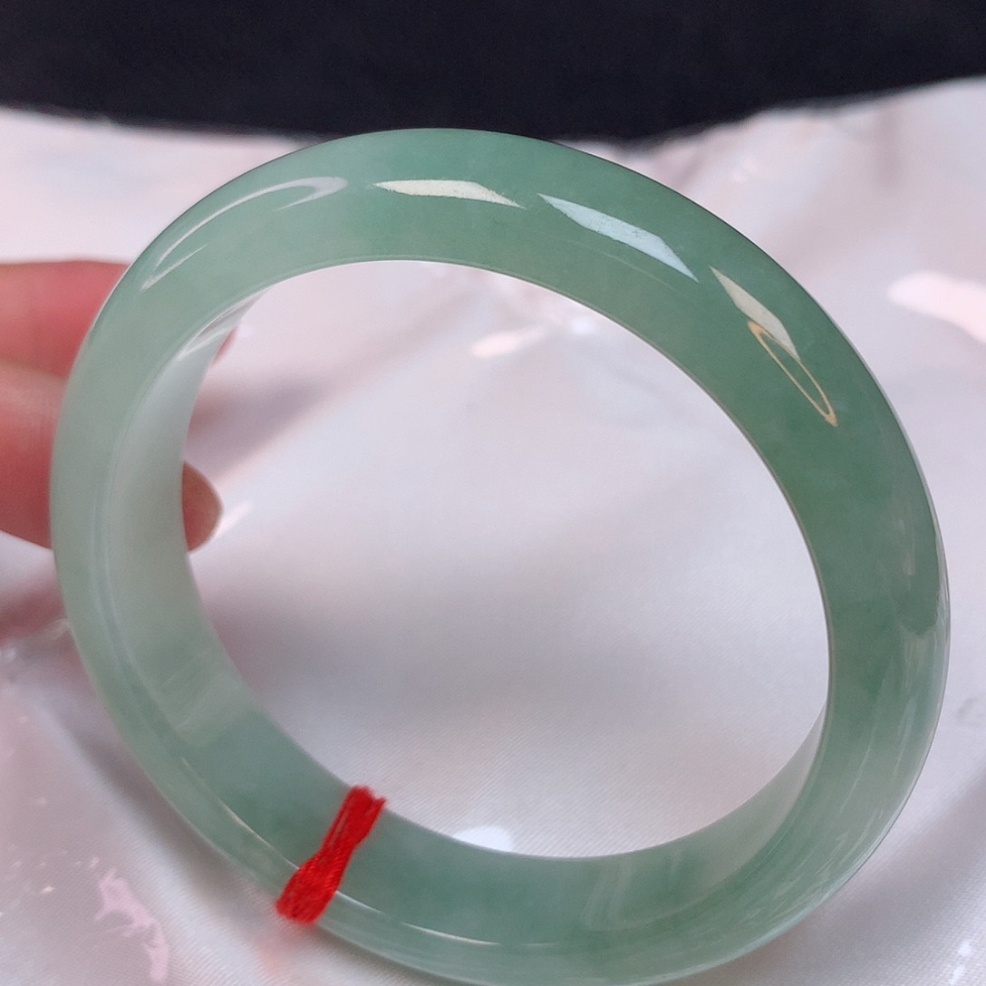 翡翠手镯未镶嵌57 翡翠手镯