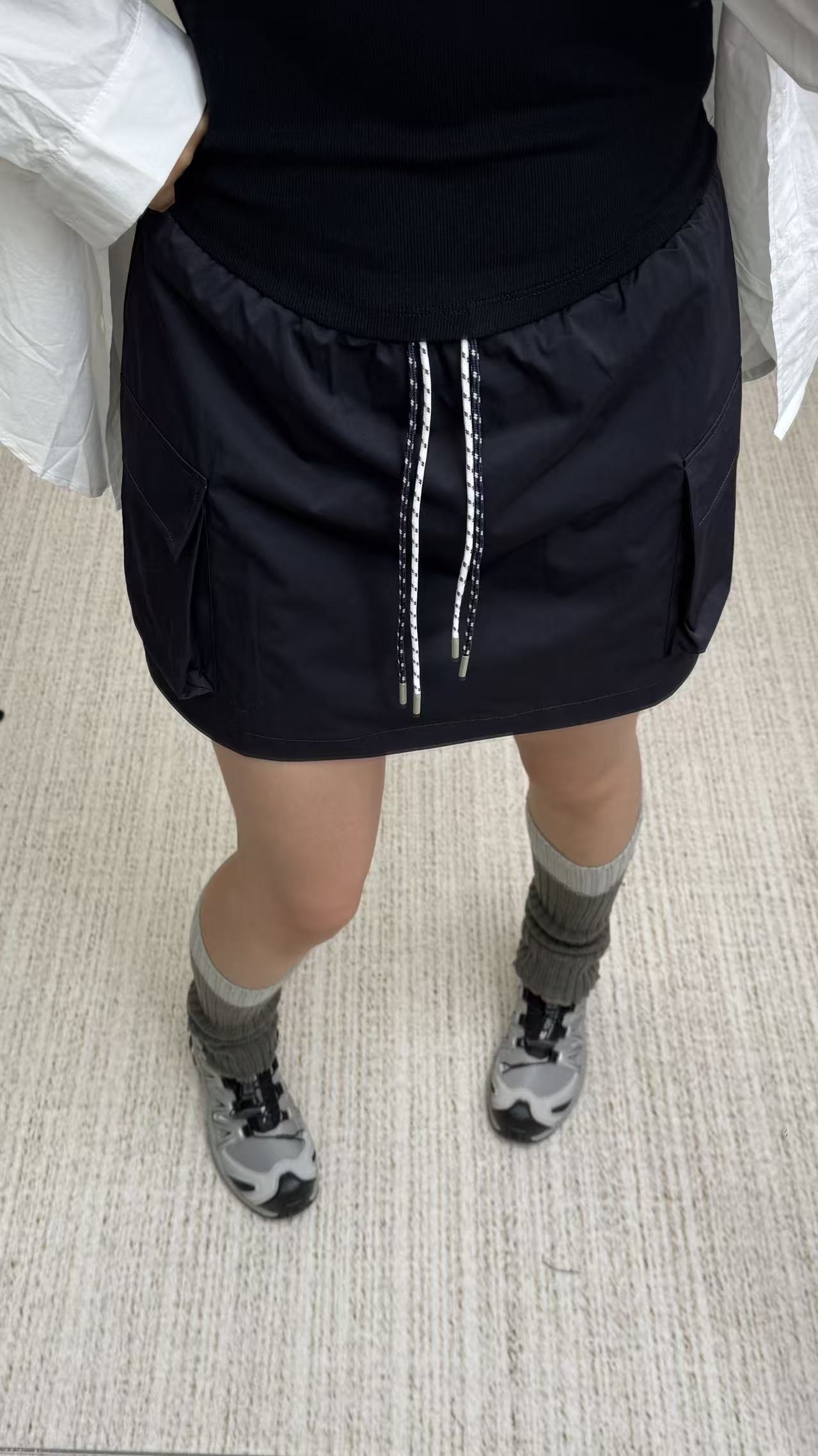 LELE -「假日街头」抽绳松紧腰显瘦复古简约工装半身裙