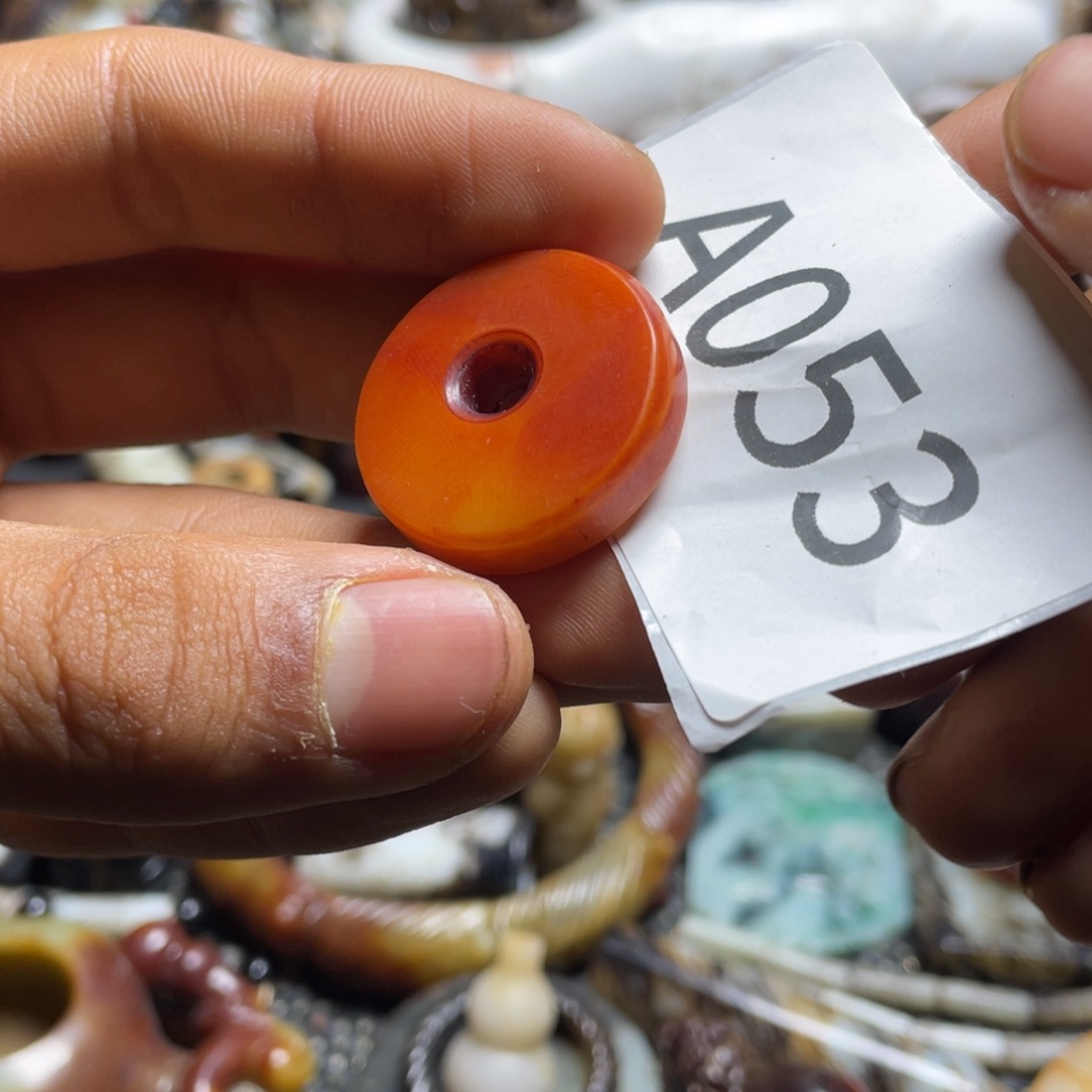 和田玉（糖玉）挂件未镶嵌