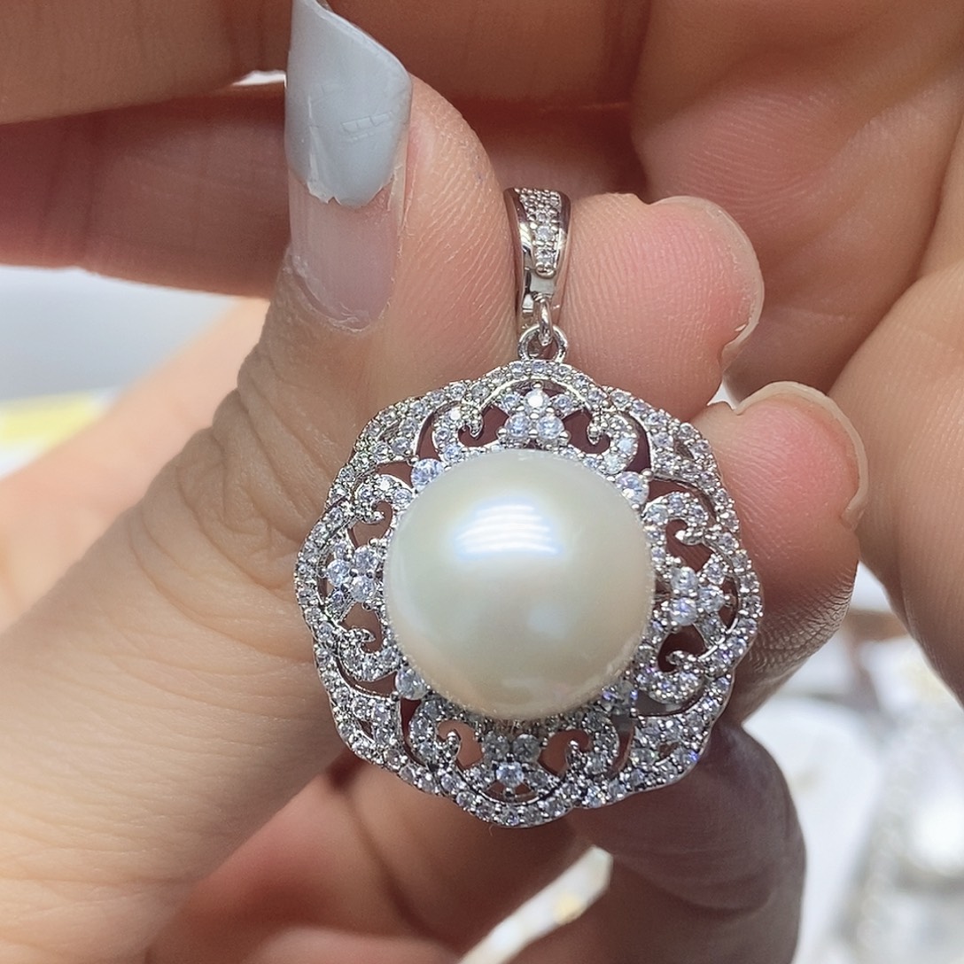 淡水珍珠未镶嵌吊坠