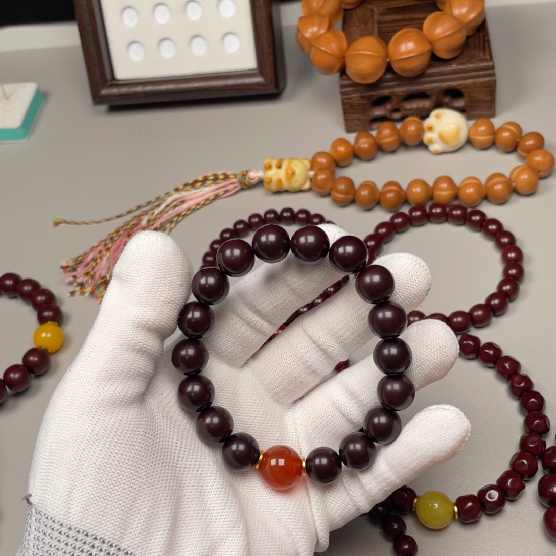 猴头核桃手串光珠