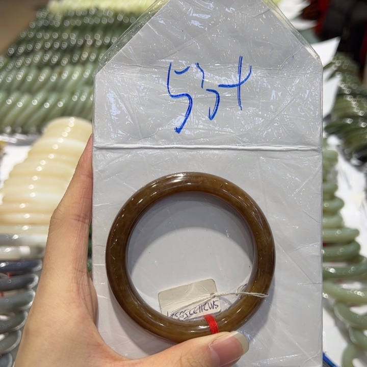 和田玉（糖玉）手镯未镶嵌