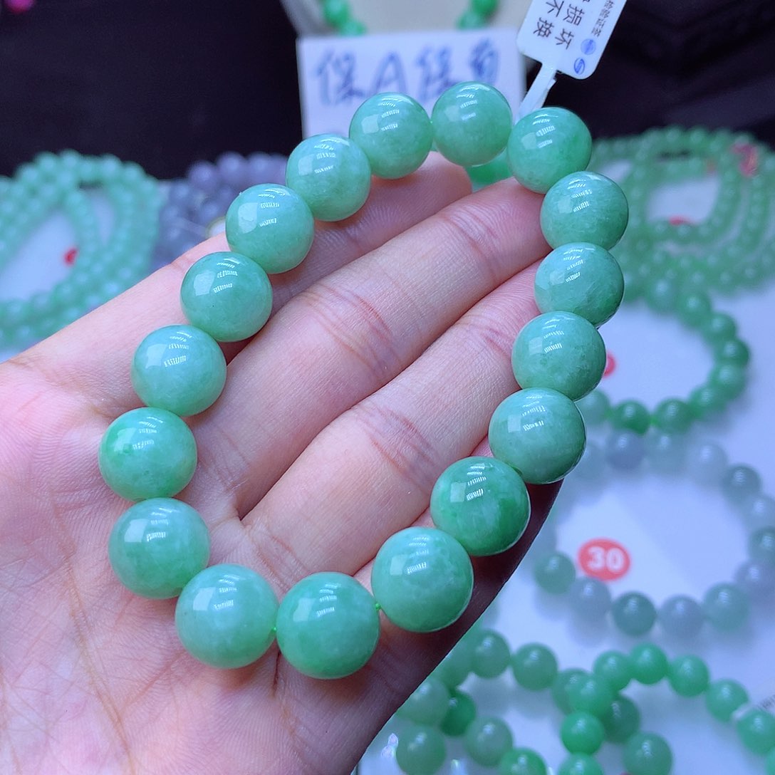 翡翠毛衣链未镶嵌