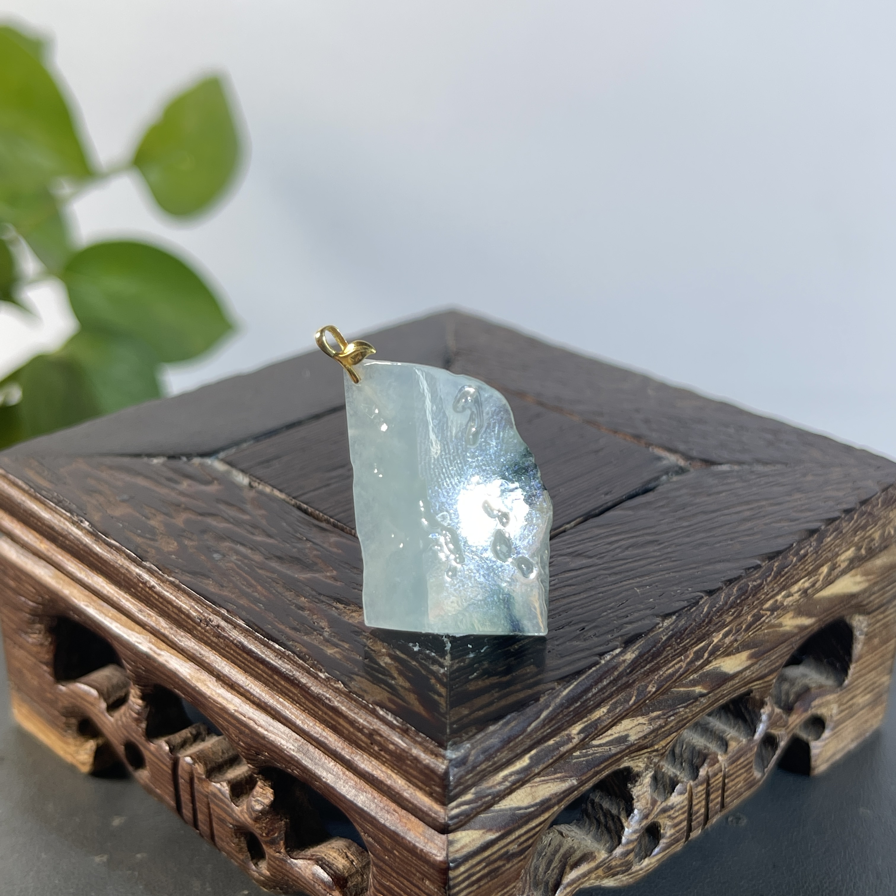 JSW01-25   18K扣头精品天然翡翠A货原石吊坠