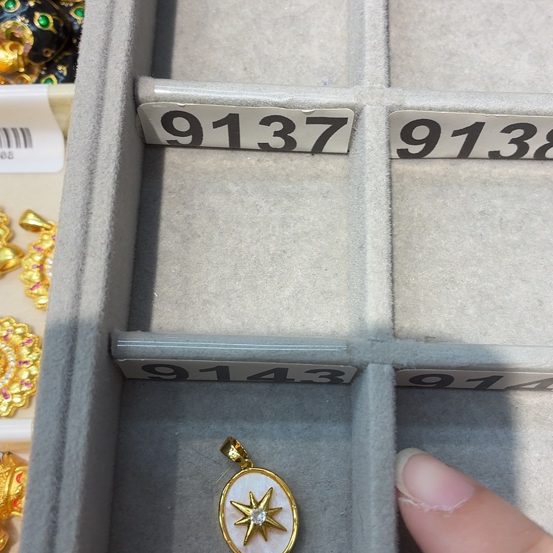 铜合金9143强保色发 1 个壹笔壹吊坠