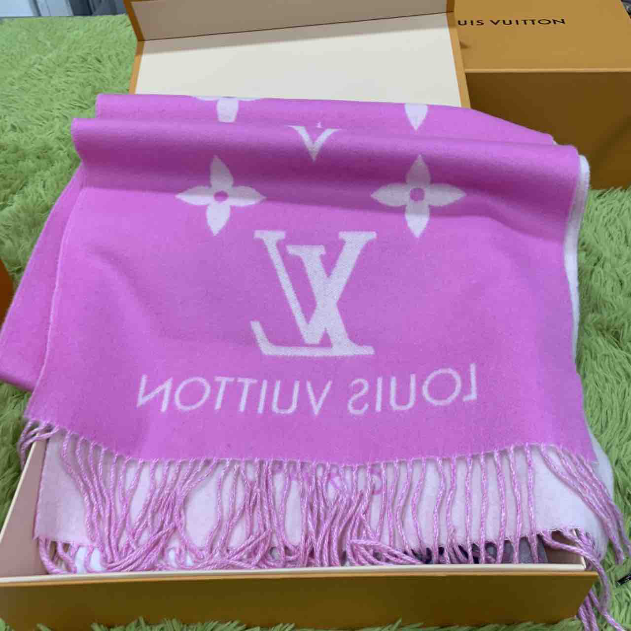 99新 LouisVuitton/路易威登 LV羊绒围巾 NE512229