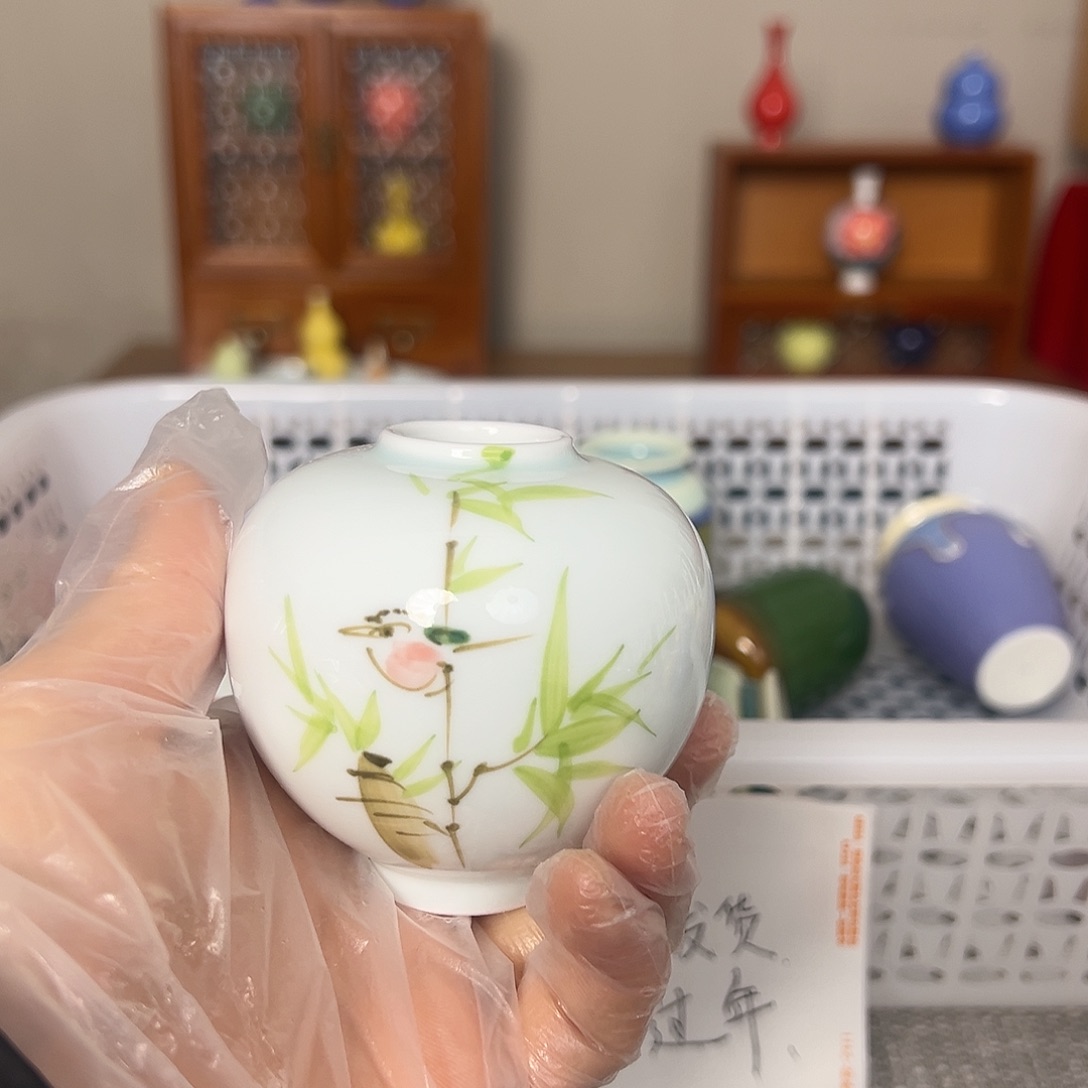 摆件夜**烦景德镇陶瓷研究所学会