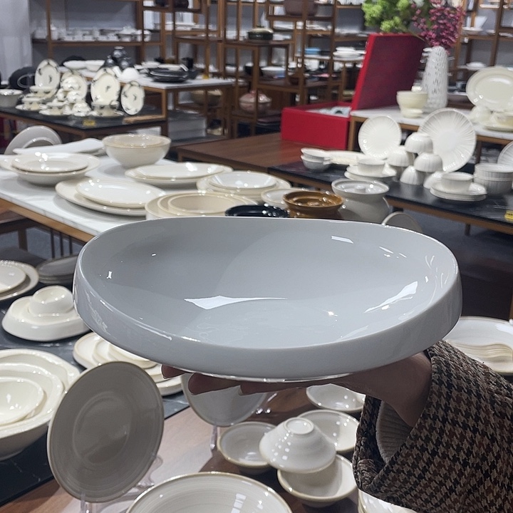 白瓷餐盘餐盘餐盘