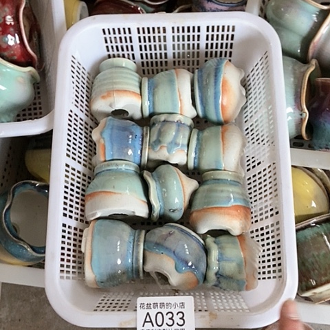 紫砂花盆033微瑕品口径3厘米左右的