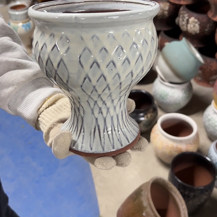 高度19厘米口16厘米