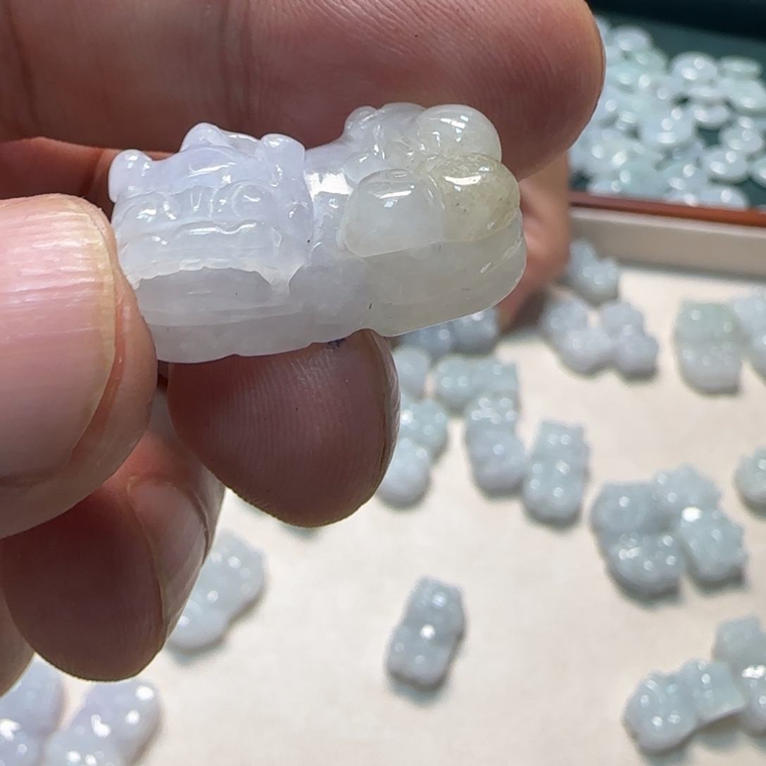 翡翠未镶嵌挂件翡翠