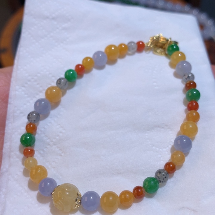 翡翠颈饰未镶嵌糖果串