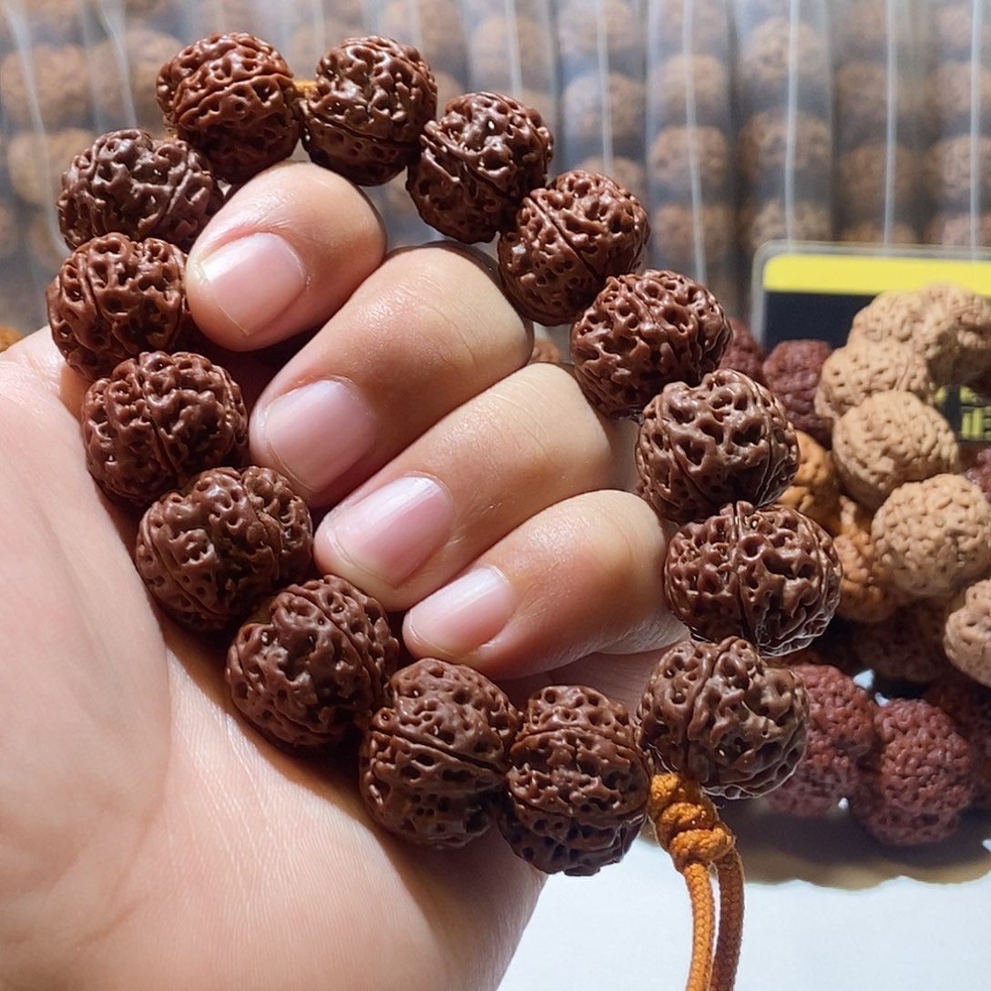 吊坠金刚菩提原生态红皮打底梅花20mm