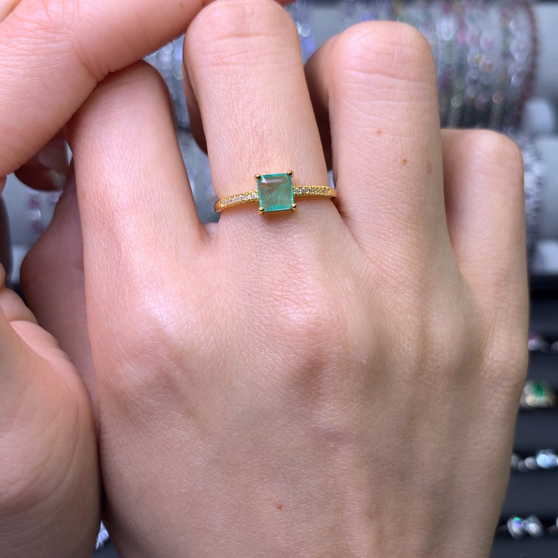 祖母绿戒指银S925镶嵌戒指