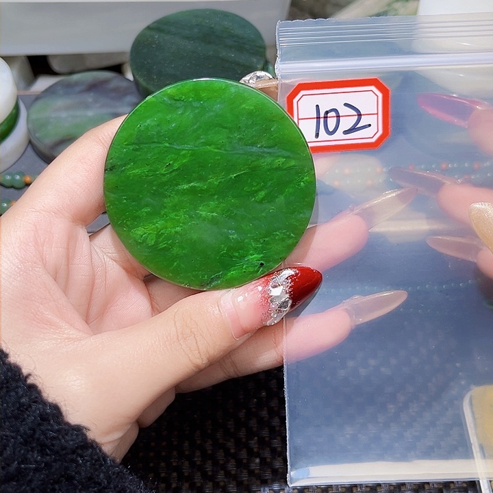 和田玉和田玉边角料随机发未镶嵌