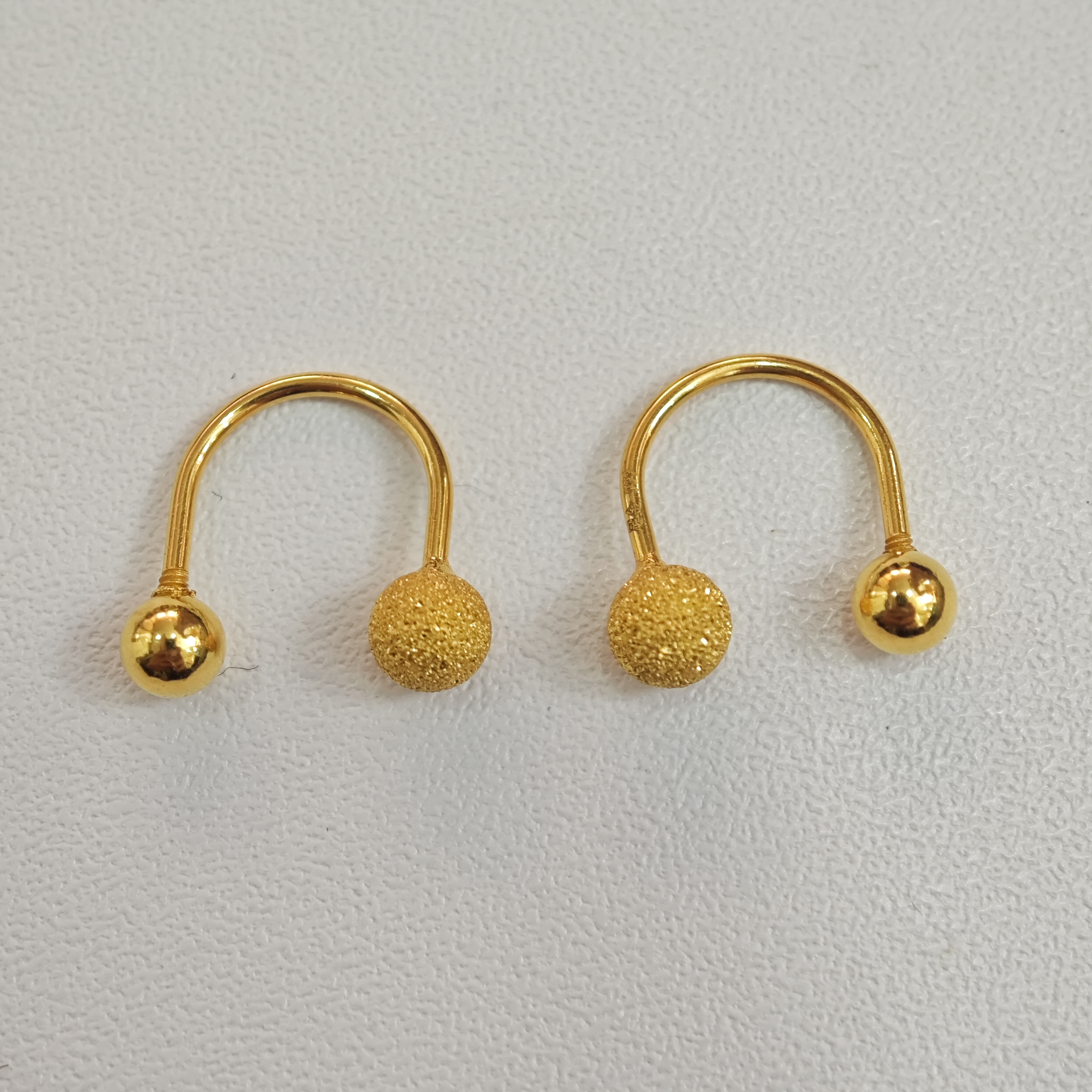 【思思专享】 足金999饰品 磨砂弯钩耳钉 1.46 GP