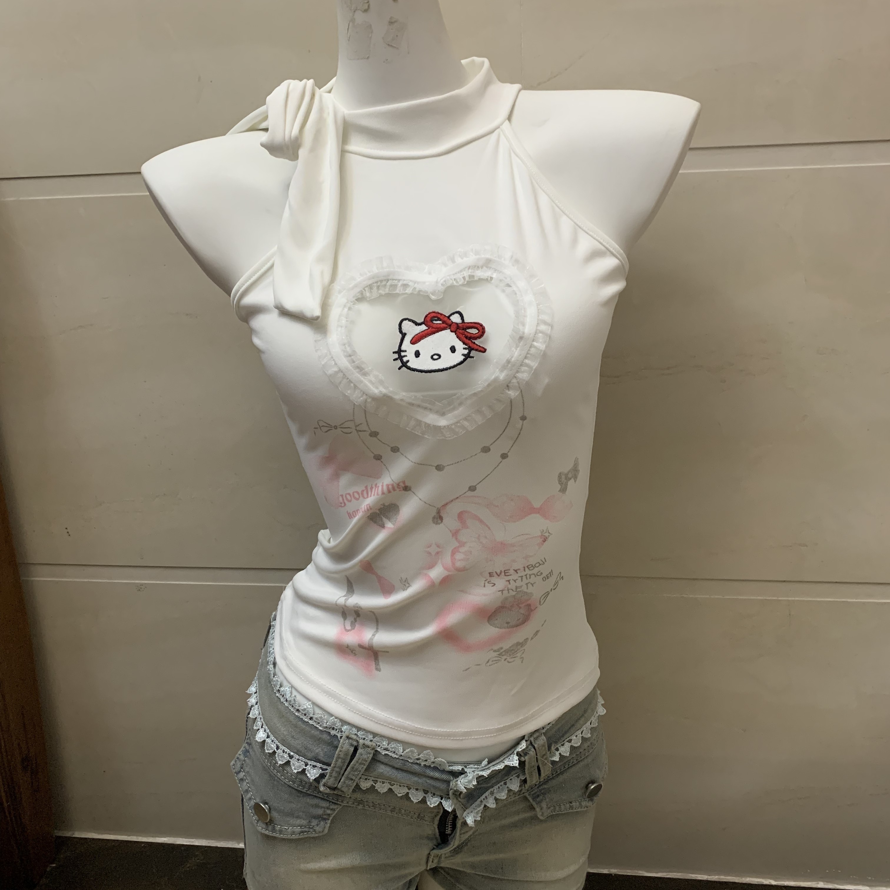 直播间链接爱心蕾丝显瘦长袖性感白色时尚网红