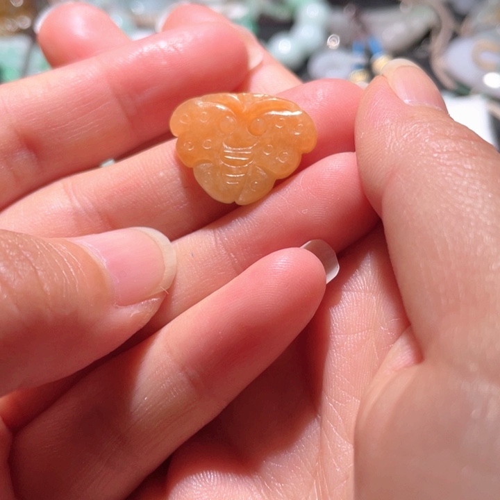 【闪购商品】翡翠颈饰未镶嵌天然翡翠
