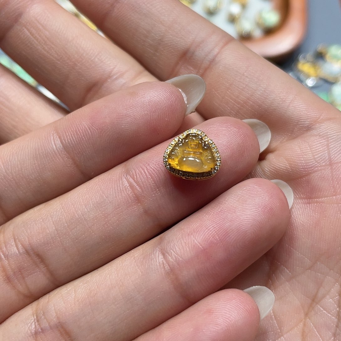 翡翠吊坠(不含链)18K金镶嵌