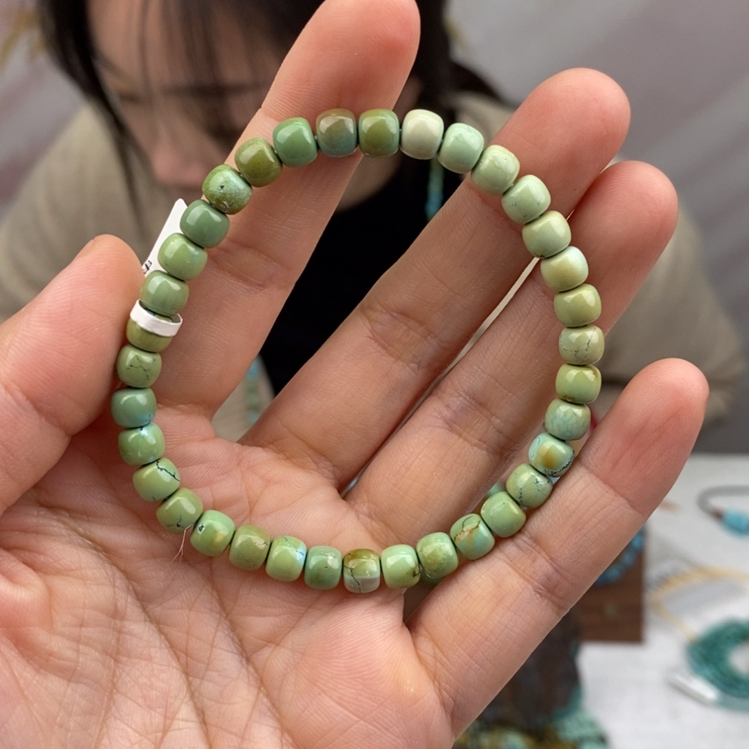 绿松石未镶嵌原矿