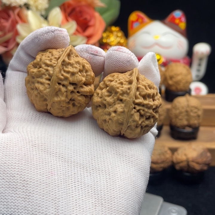 文玩核桃把件云南铁核桃36