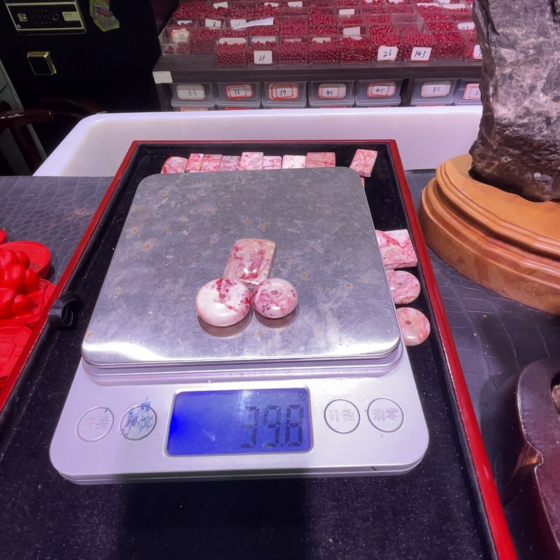 天然辰砂原石平安扣无事牌