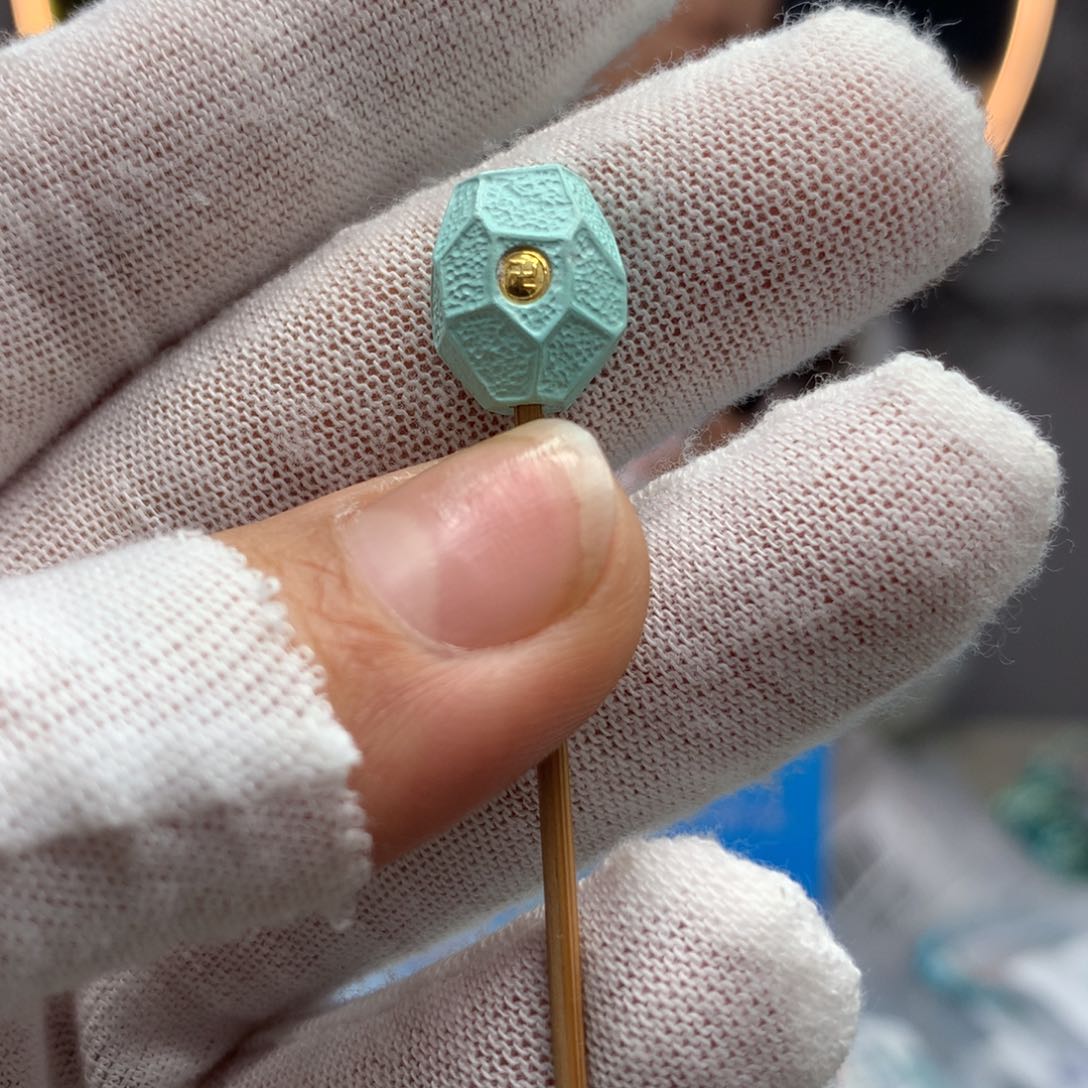 绿松石挂件未镶嵌