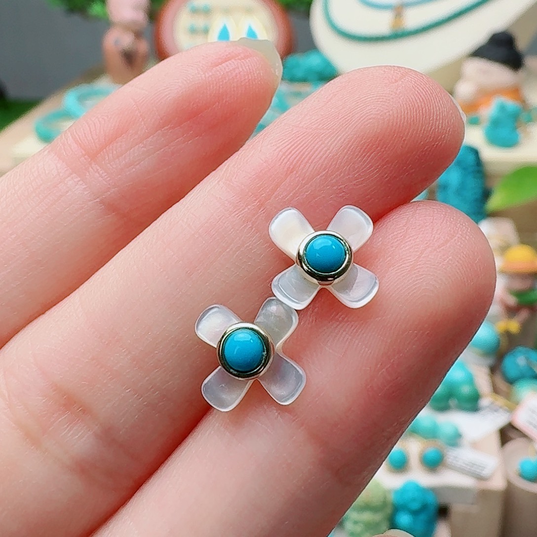 绿松石未镶嵌高瓷蓝精美花花耳钉