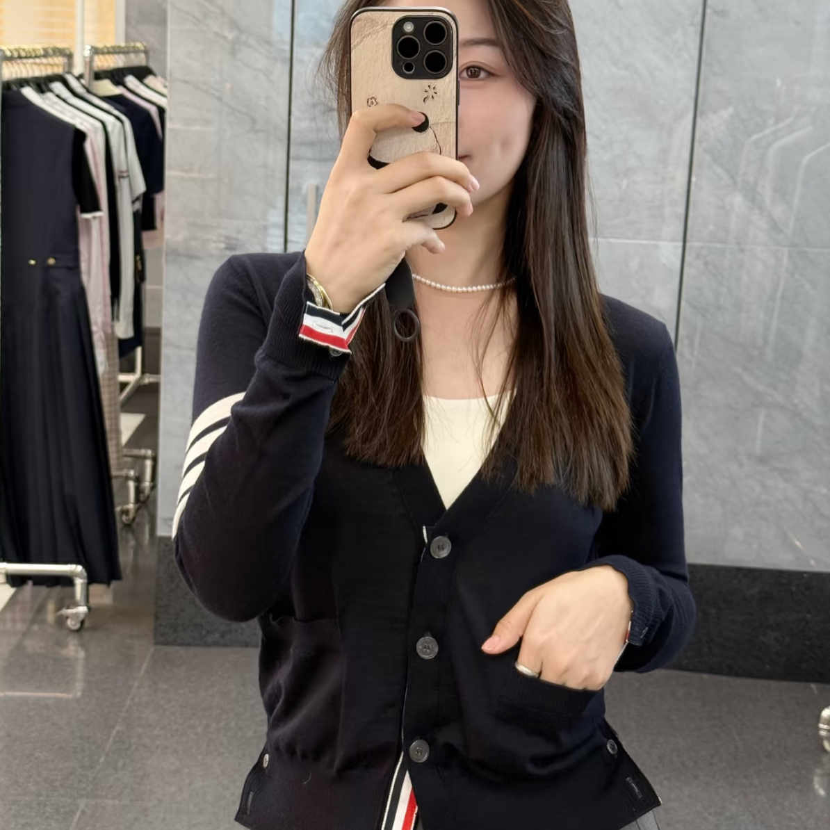 99新 THOMBROWNE 黑色四缸开衫 3码 