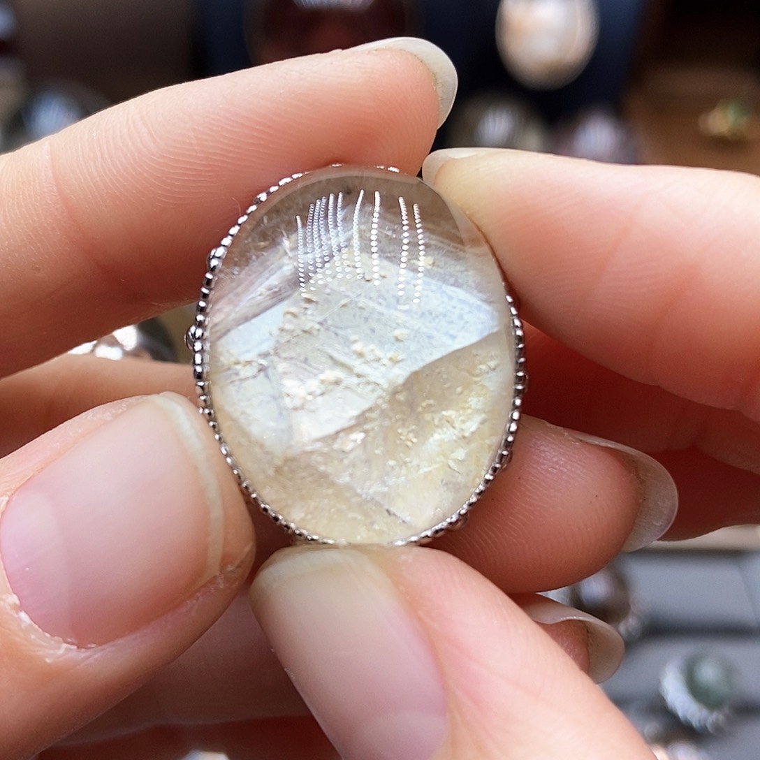 水晶魔盒银S925镶嵌晓**?