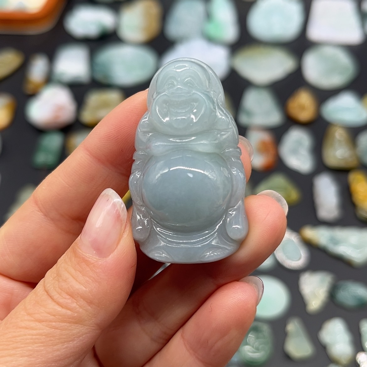 【闪购商品】翡翠颈饰未镶嵌站佛