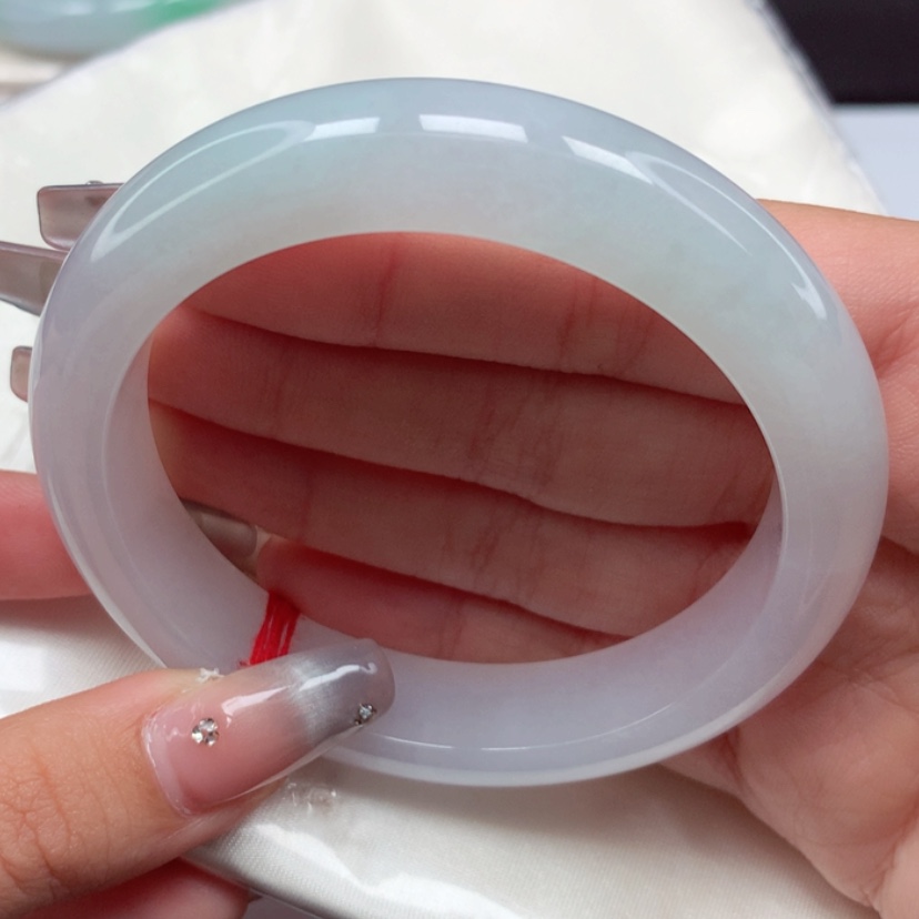 【闪购商品】翡翠手镯未镶嵌59圈