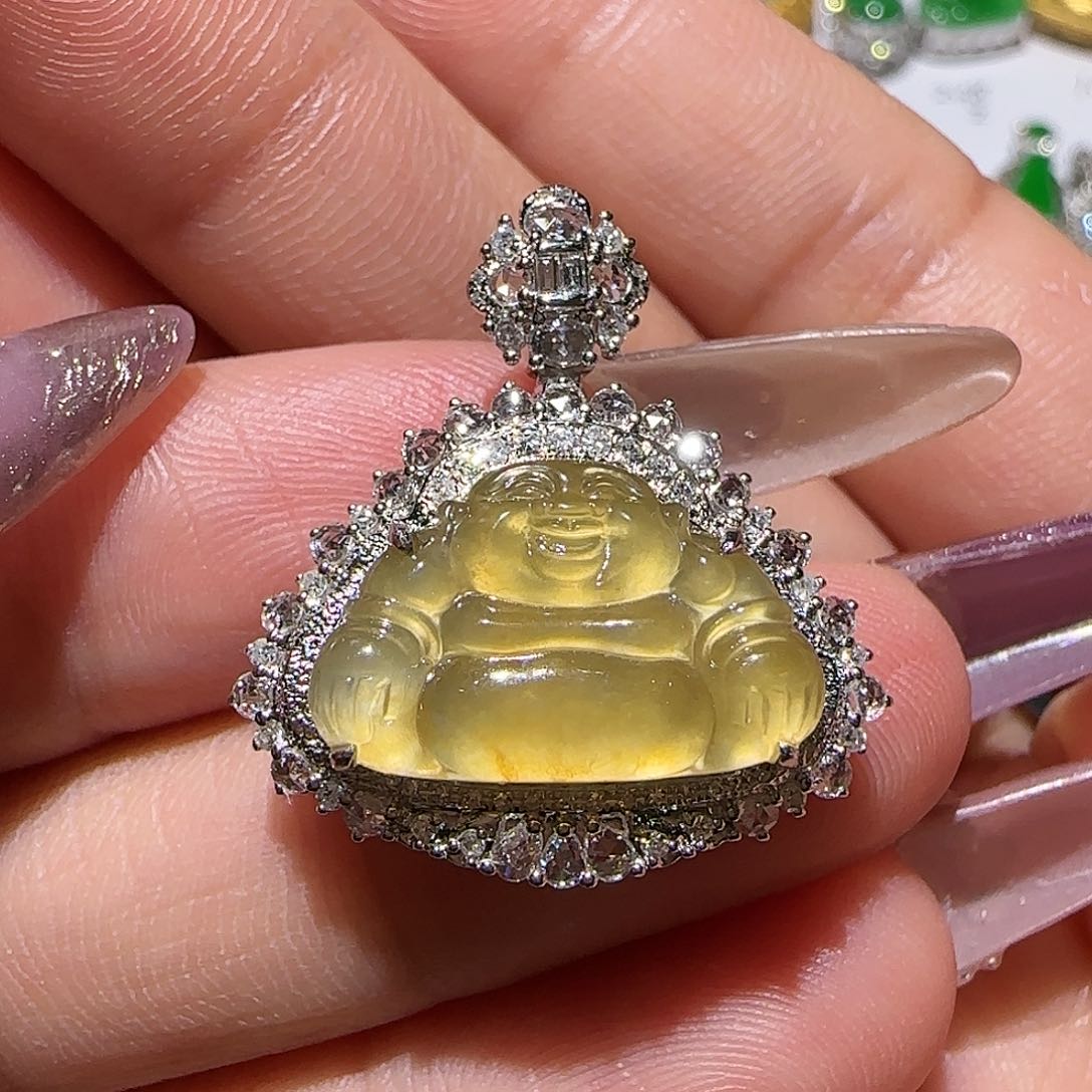 【闪购商品】颈饰18K金镶嵌翡翠天然