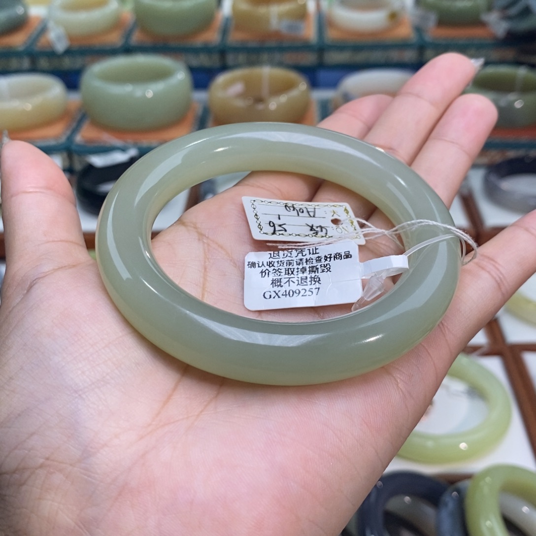 和田玉未镶嵌手镯和田玉冰晴水圆条5657