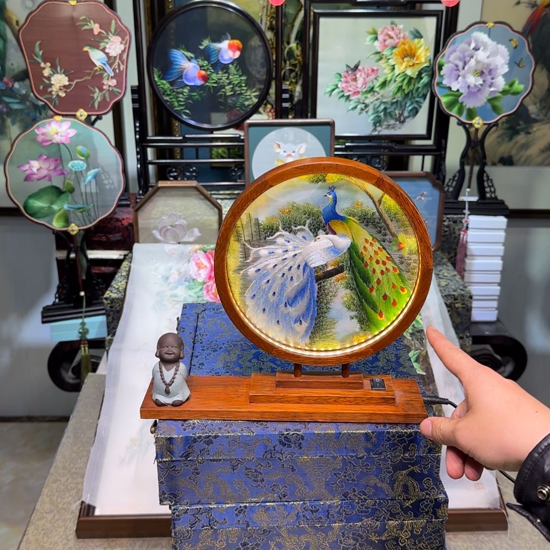 刺绣刺绣工艺精湛