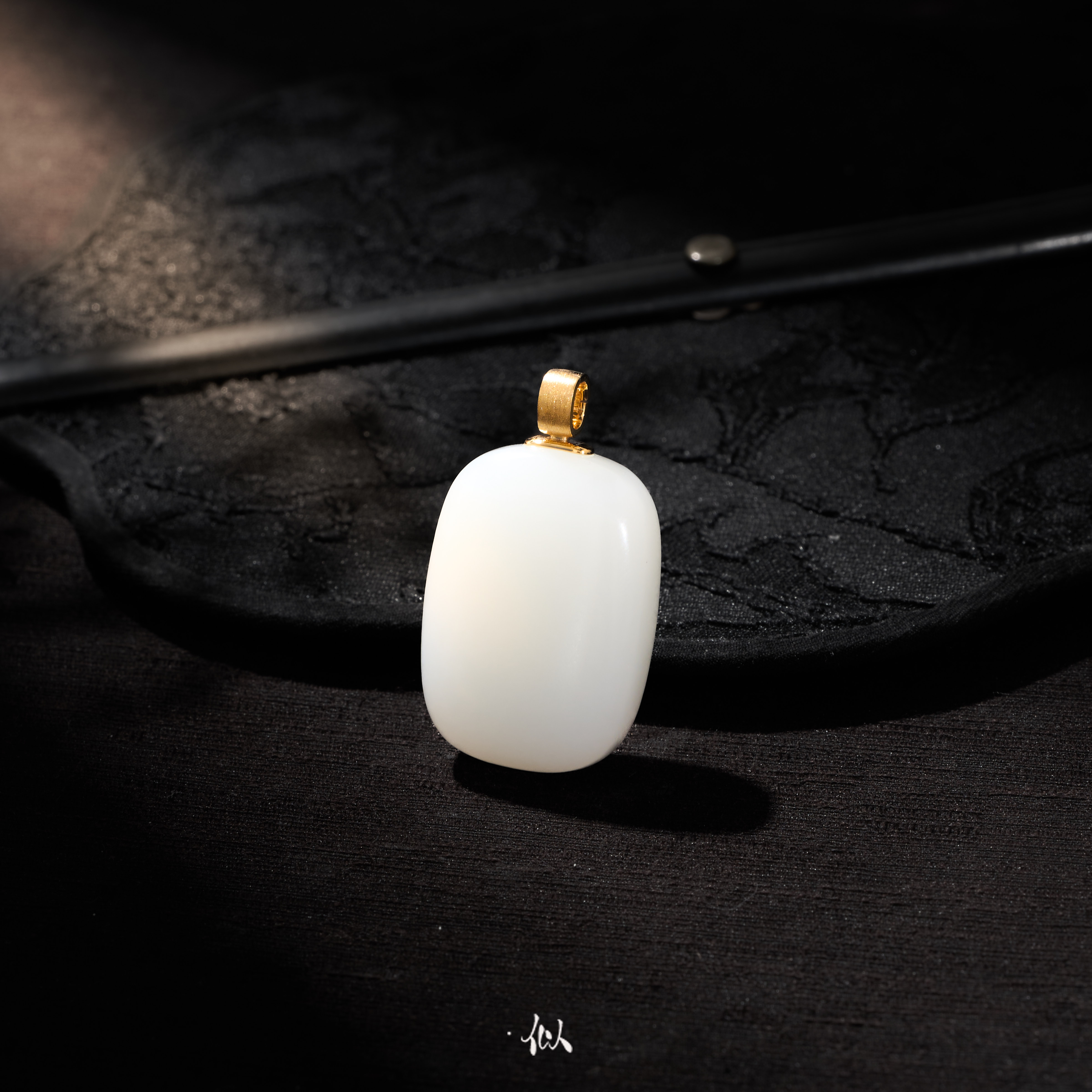 【云霓】· 似梓珠宝 · 18k白玉无事牌  SZCC250095