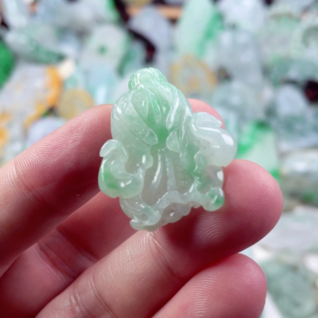 翡翠未镶嵌吊坠(不含链)