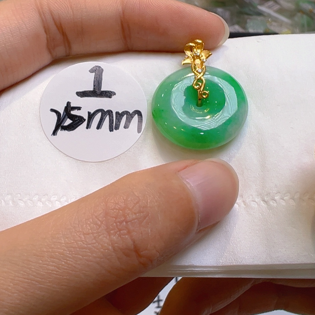 翡翠18K金镶嵌吊坠(不含链)