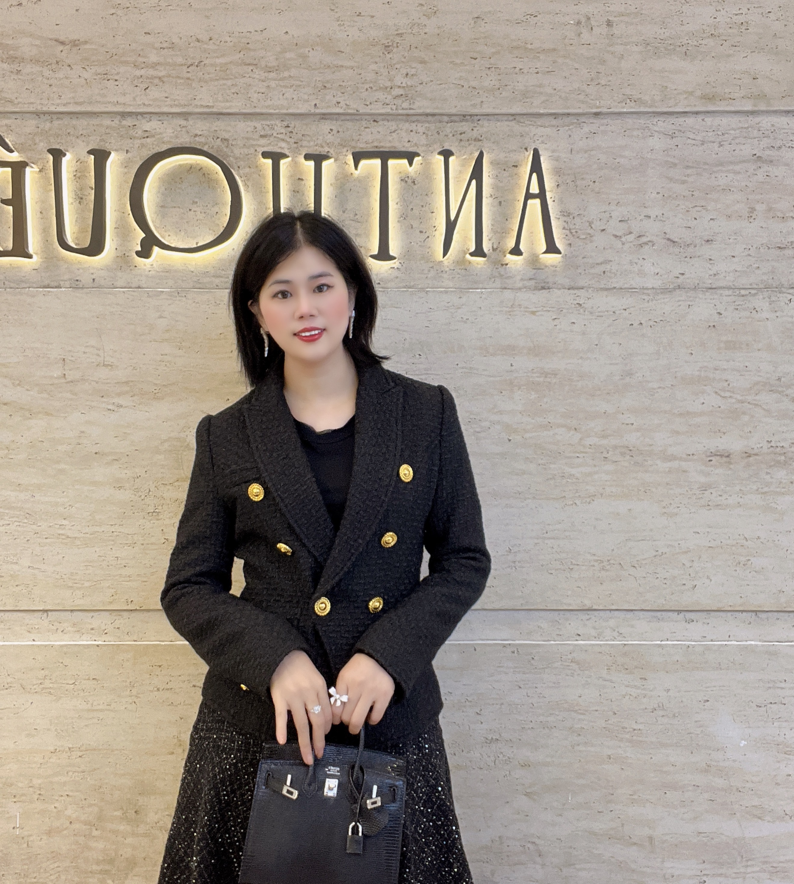 2025年新款秋冬短款修身金扣外套