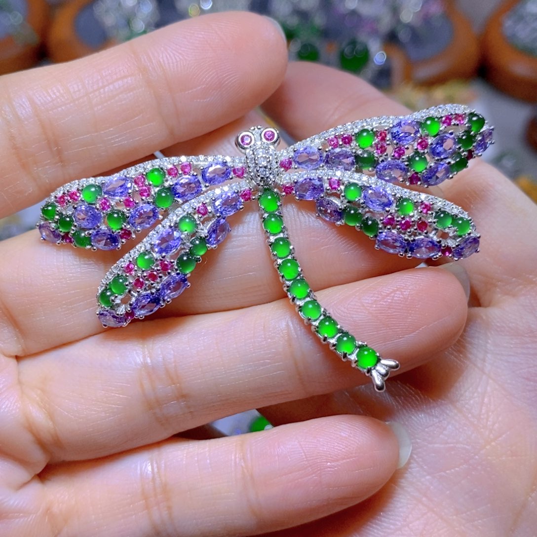 翡翠颈饰银S925镶嵌天然翡翠