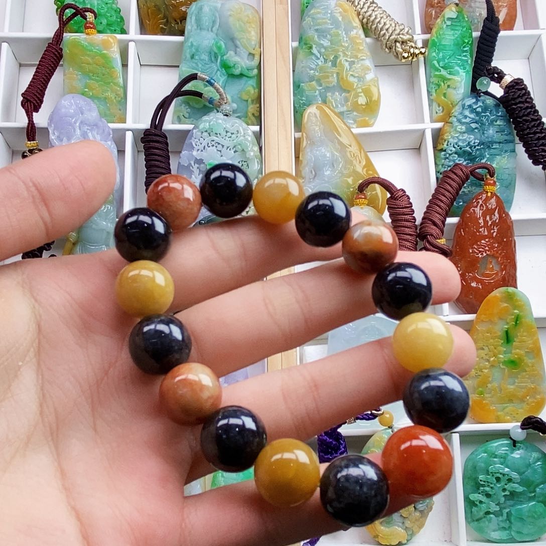 颈饰未镶嵌翡翠翡翠